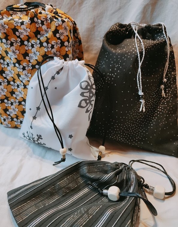 Modèles de sacs en tissu pour des emballages de Noël durables