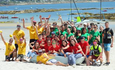 ON RECRUTE DES MONITEURS & AIDE-MONITEURS